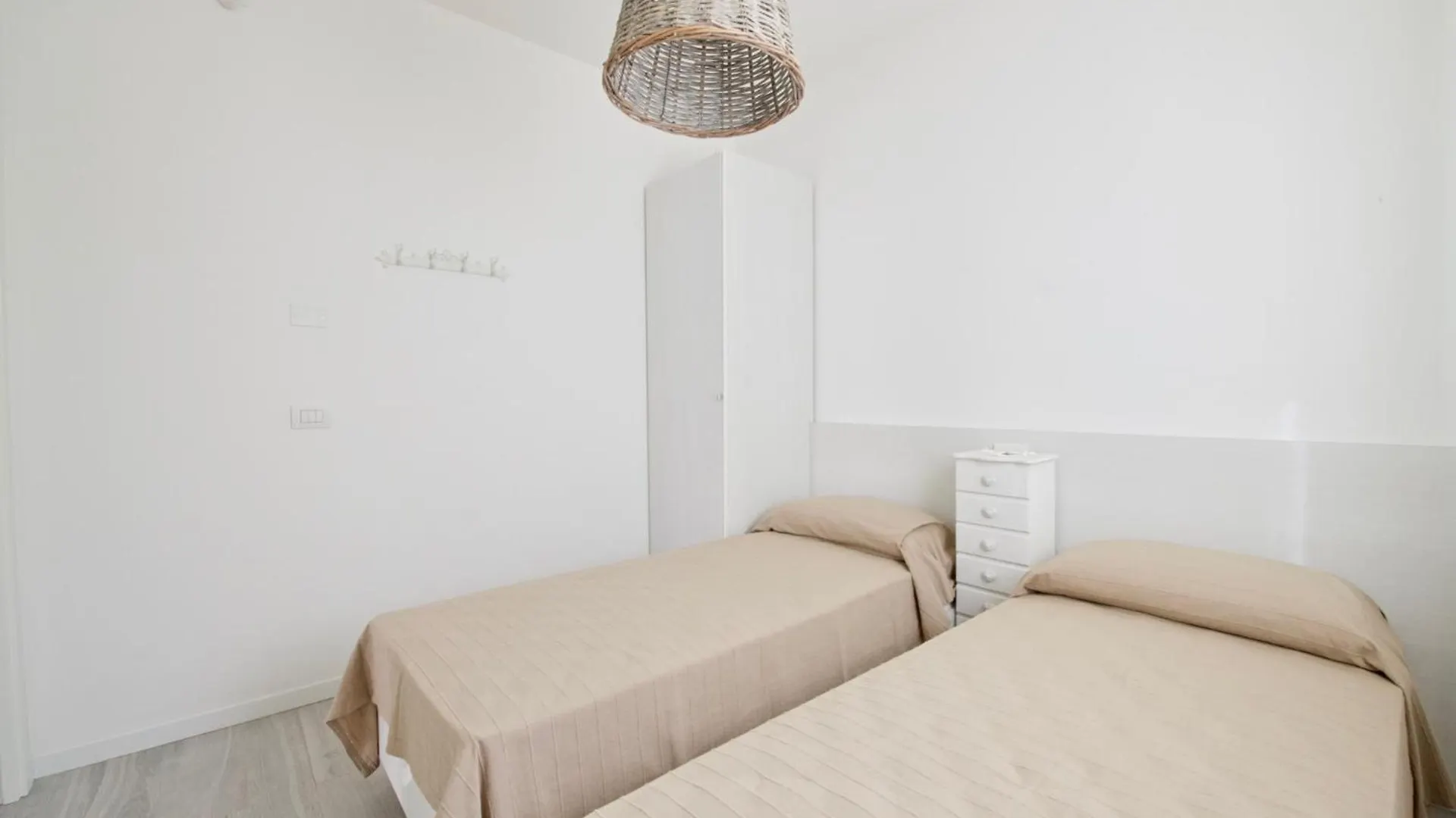 Wave Village Apartments ليدو دي يسولو