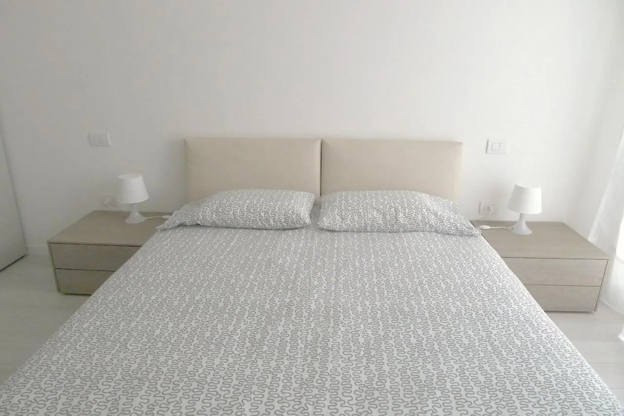 Wave Village Apartments ليدو دي يسولو 0*,