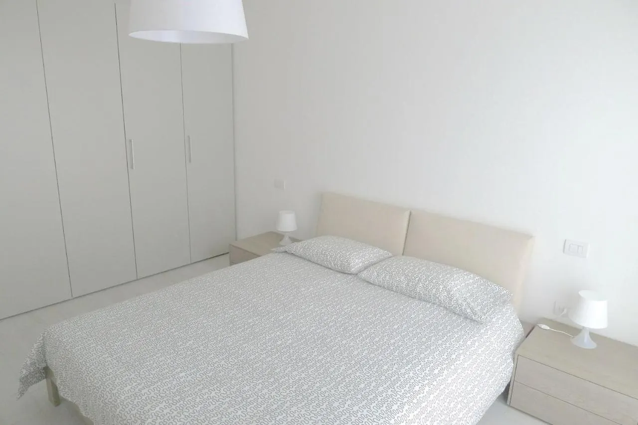 Wave Village Apartments ليدو دي يسولو